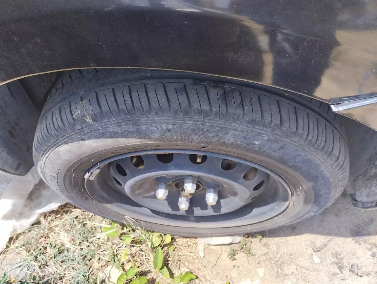 tyre0