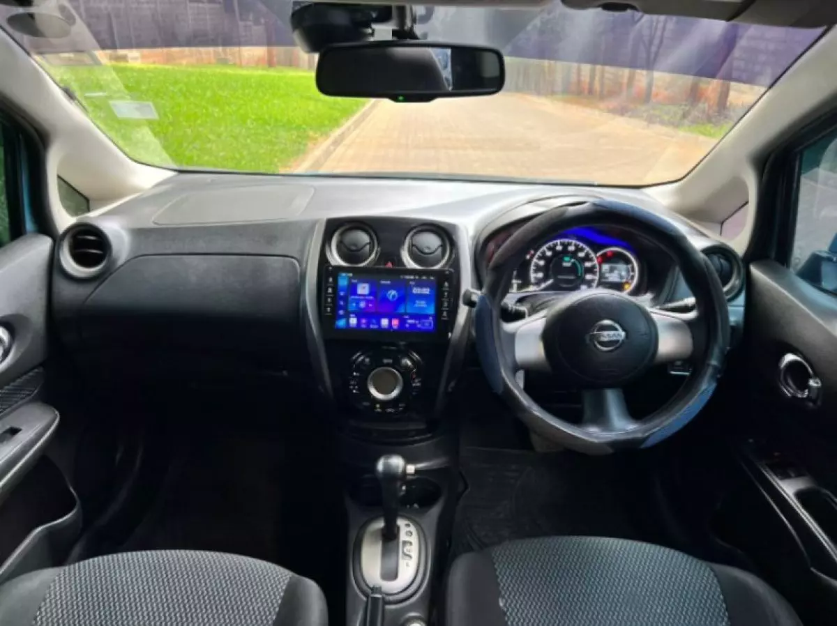 interiorFront