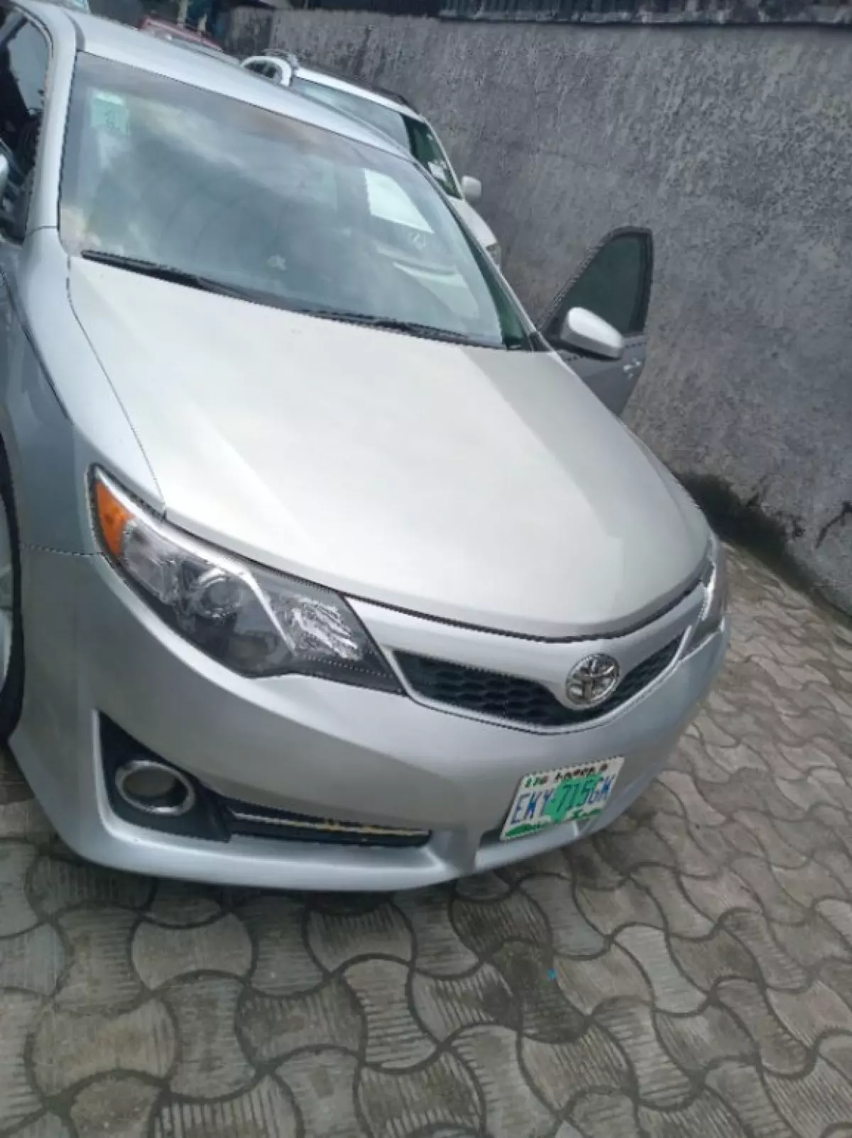 Toyota Camry - 2013
