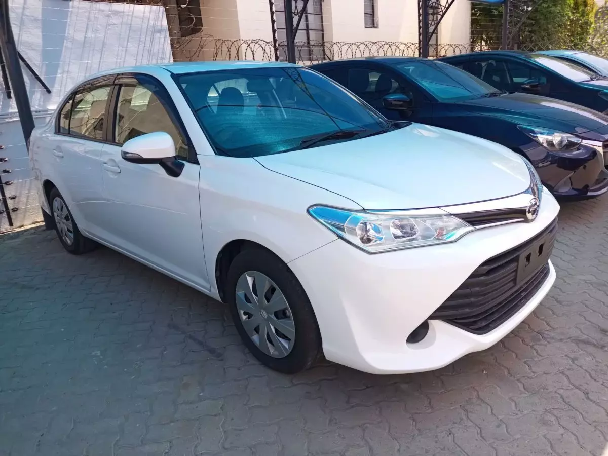 Toyota Axio  - 2015