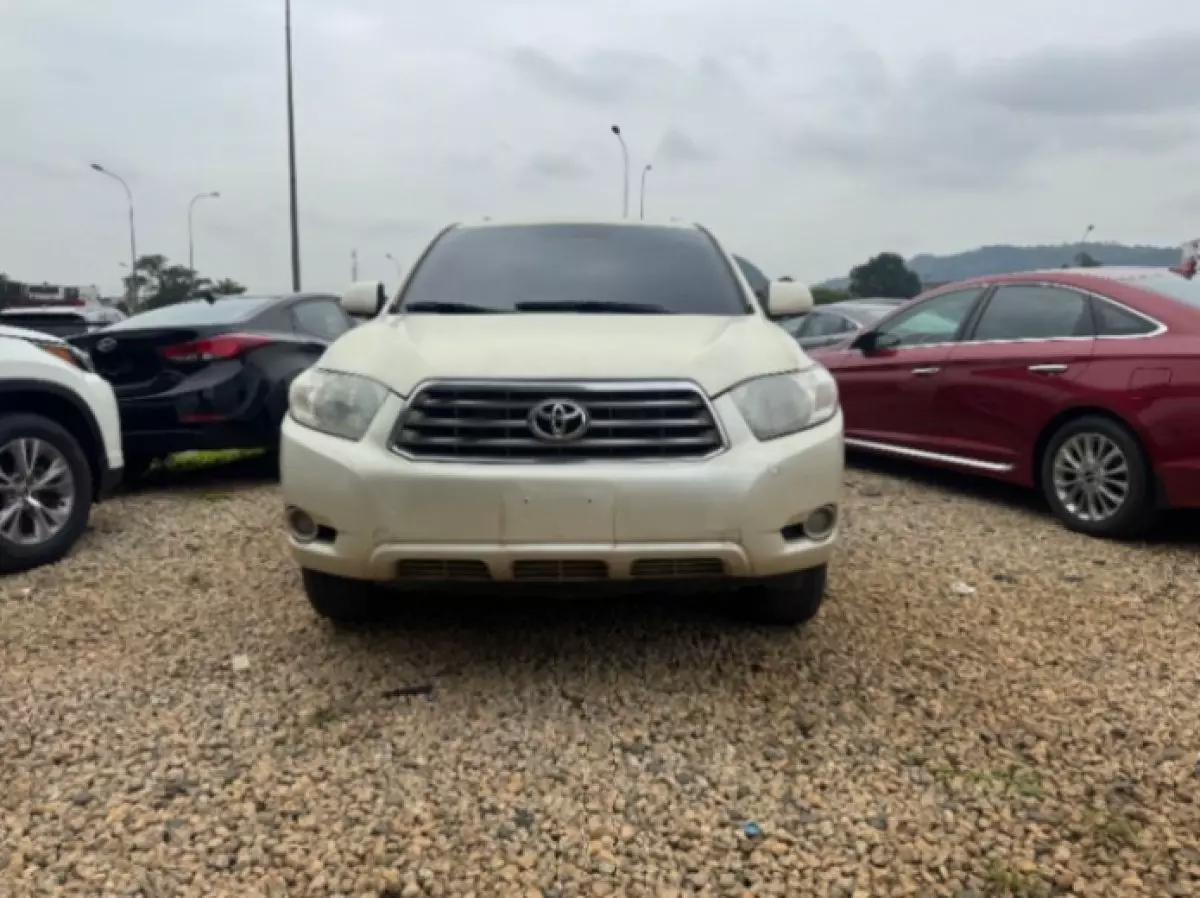 Toyota Highlander - 2009