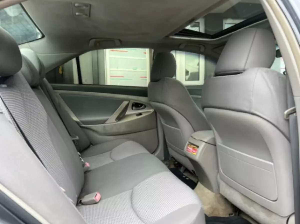 interiorBack