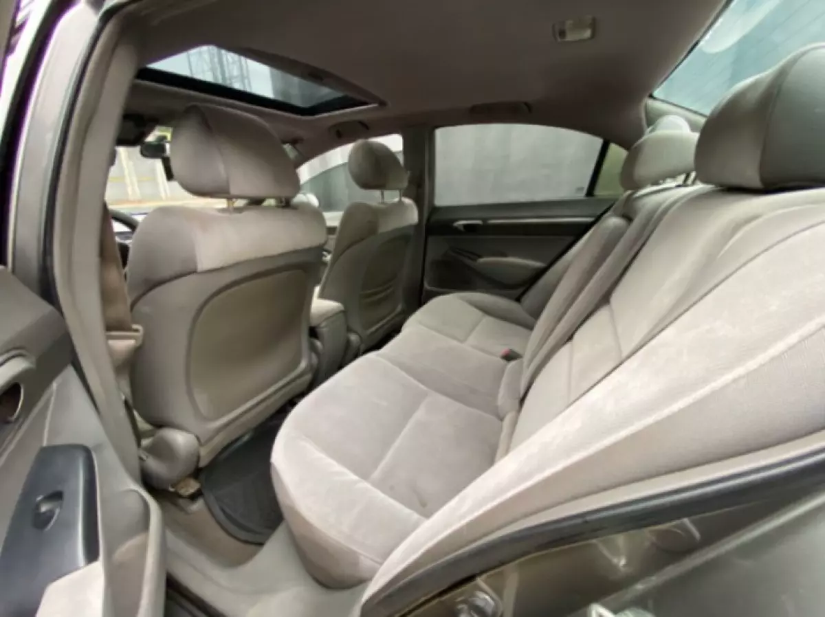 interiorBack