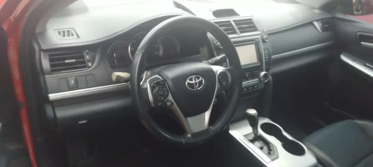 interiorFront