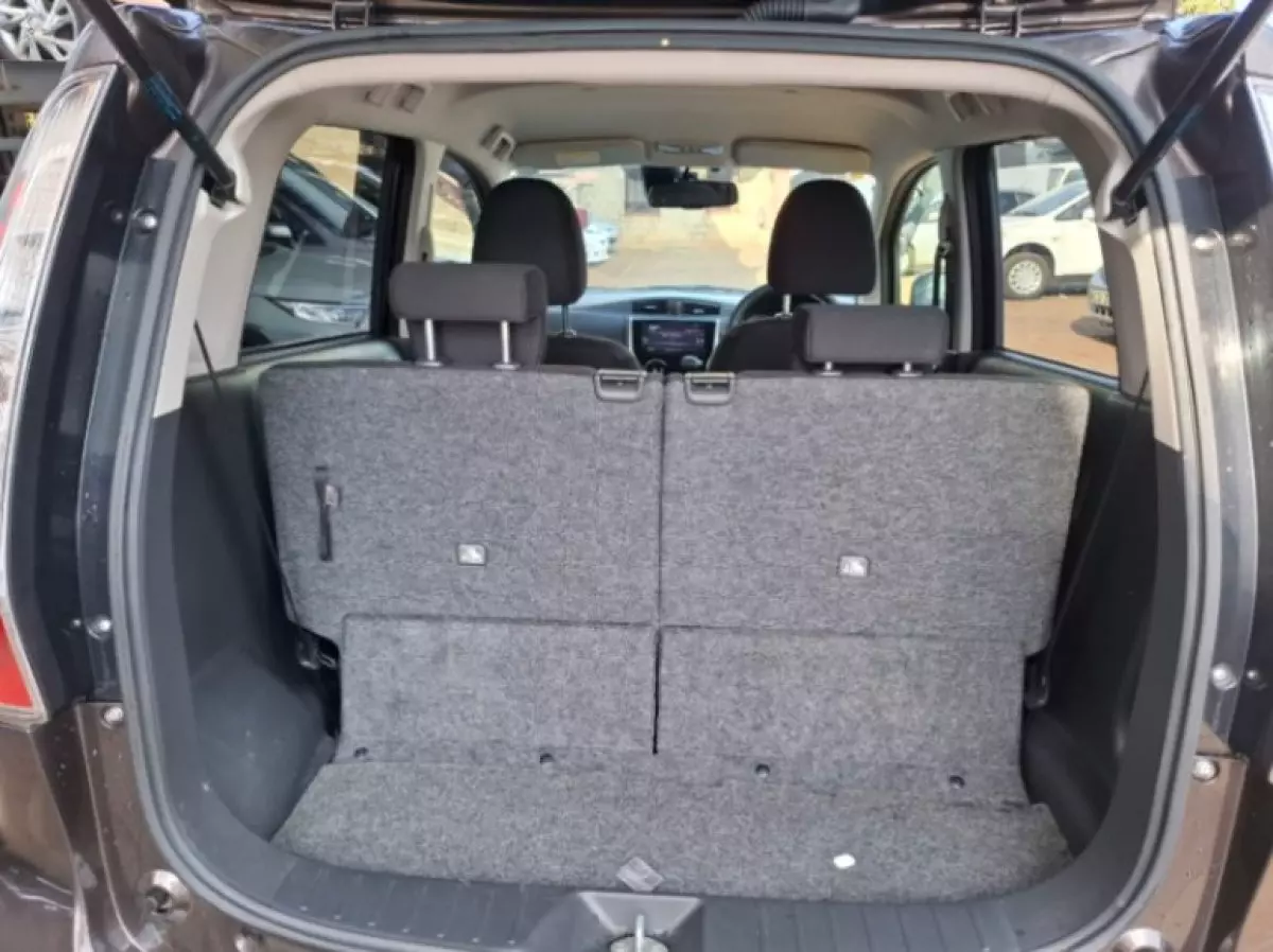 interiorBack