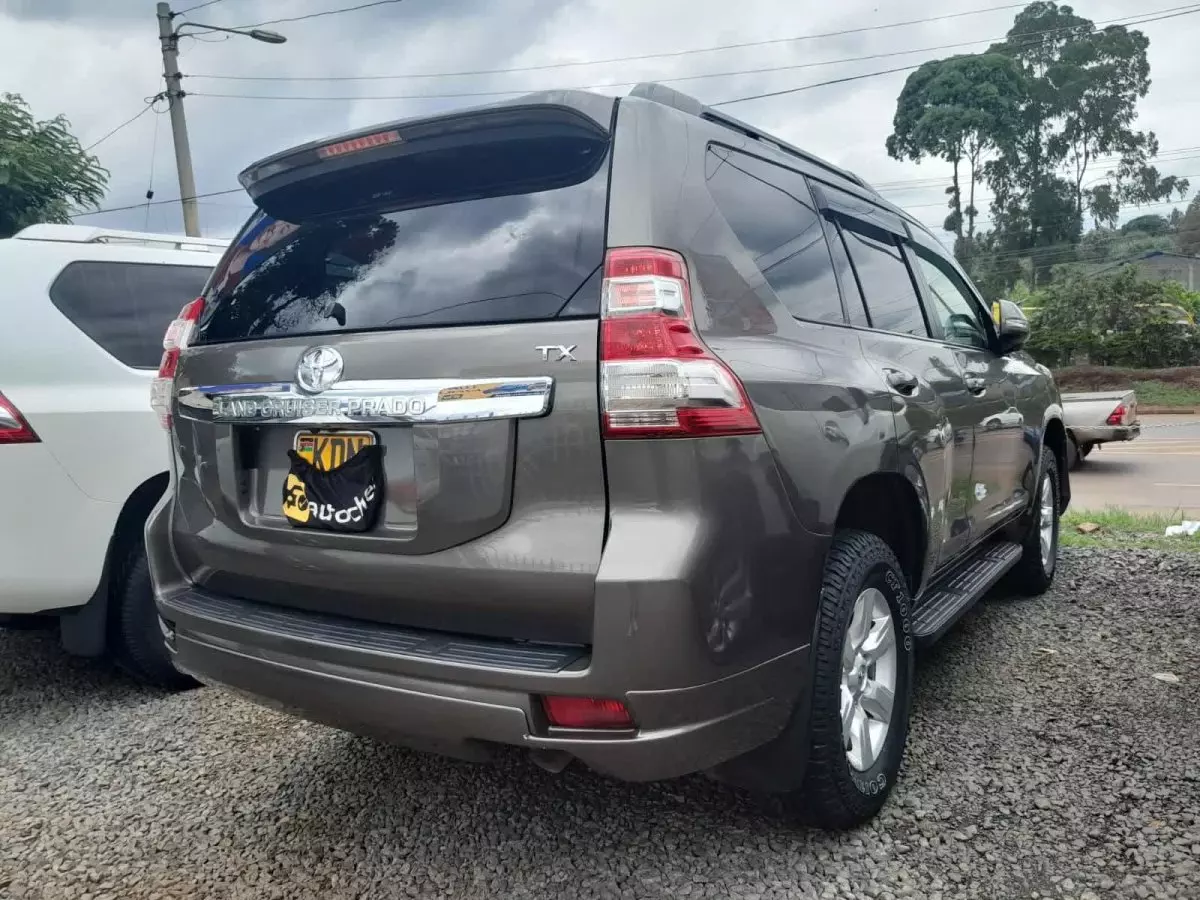 car Right Back
