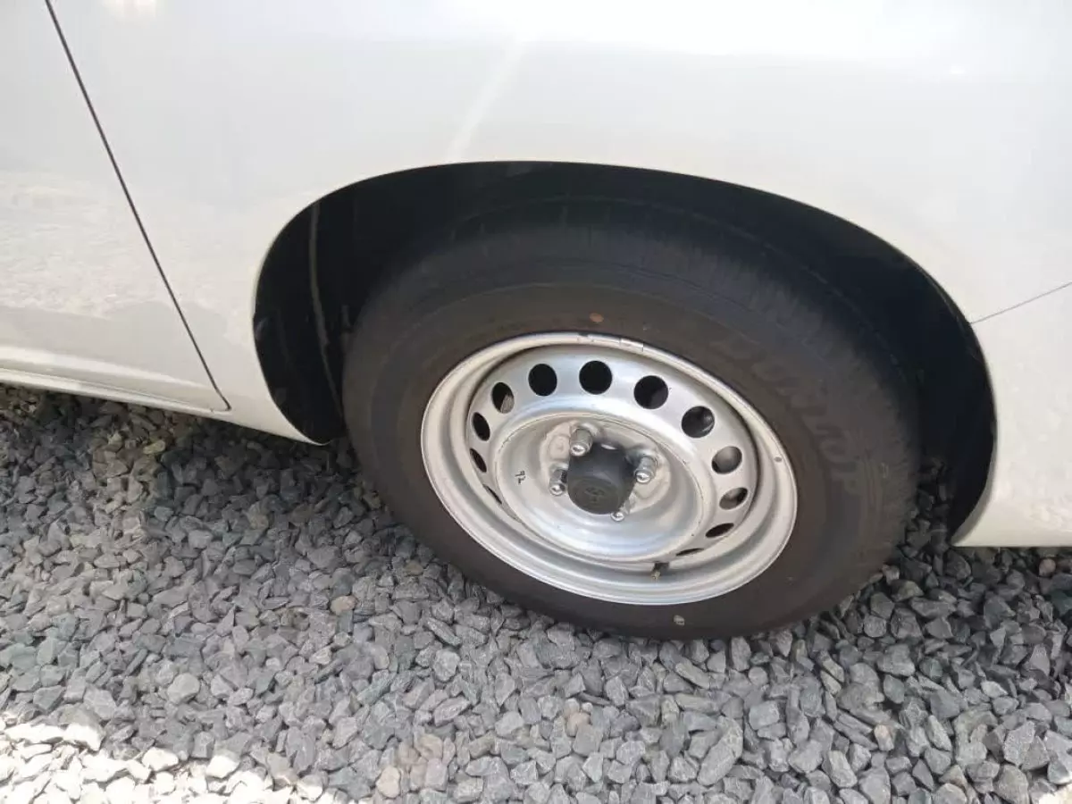 tyre0