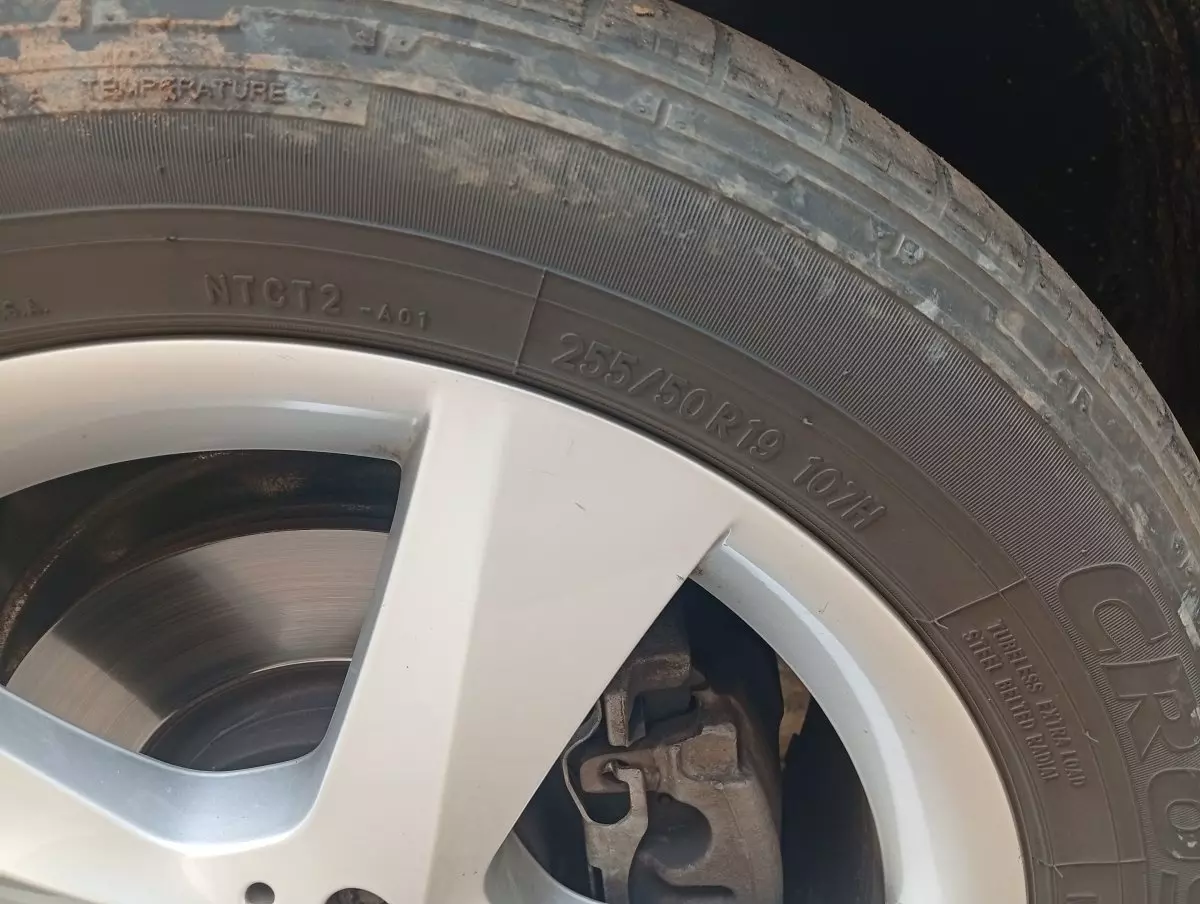 tyre1