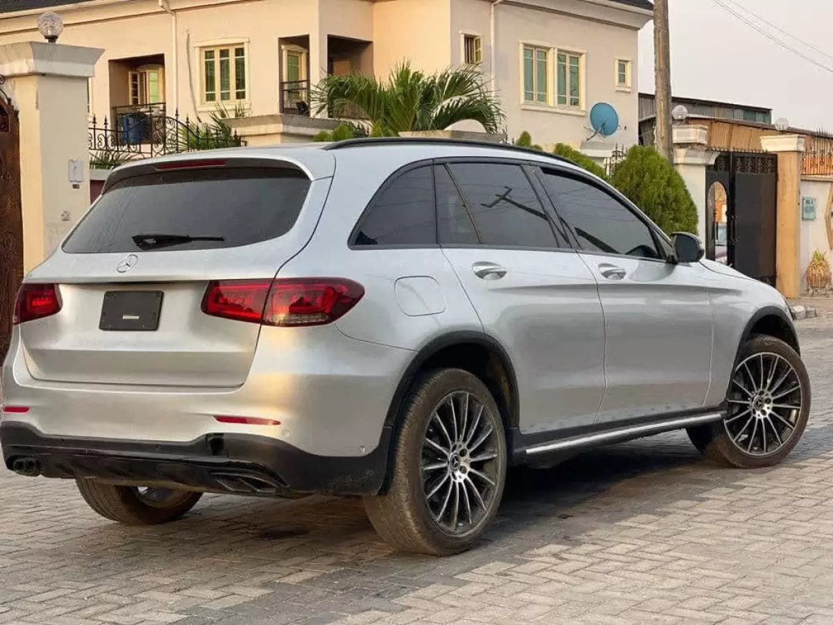 car Back