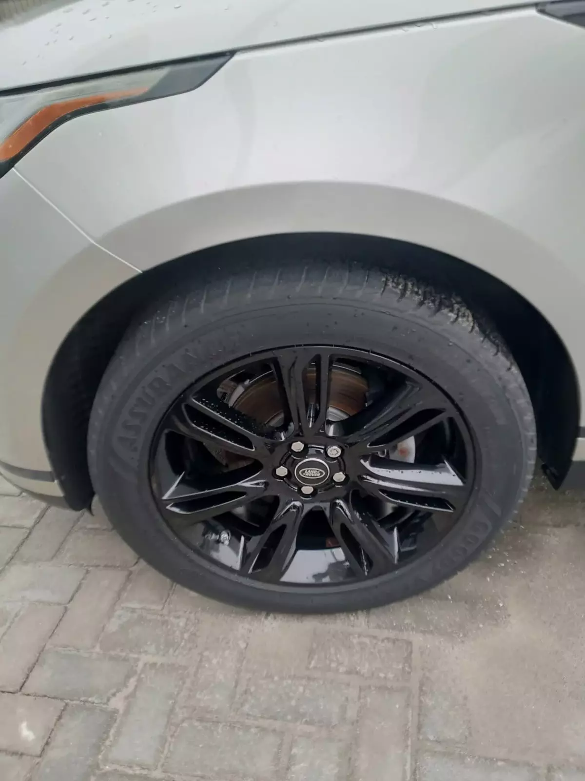 tyre2