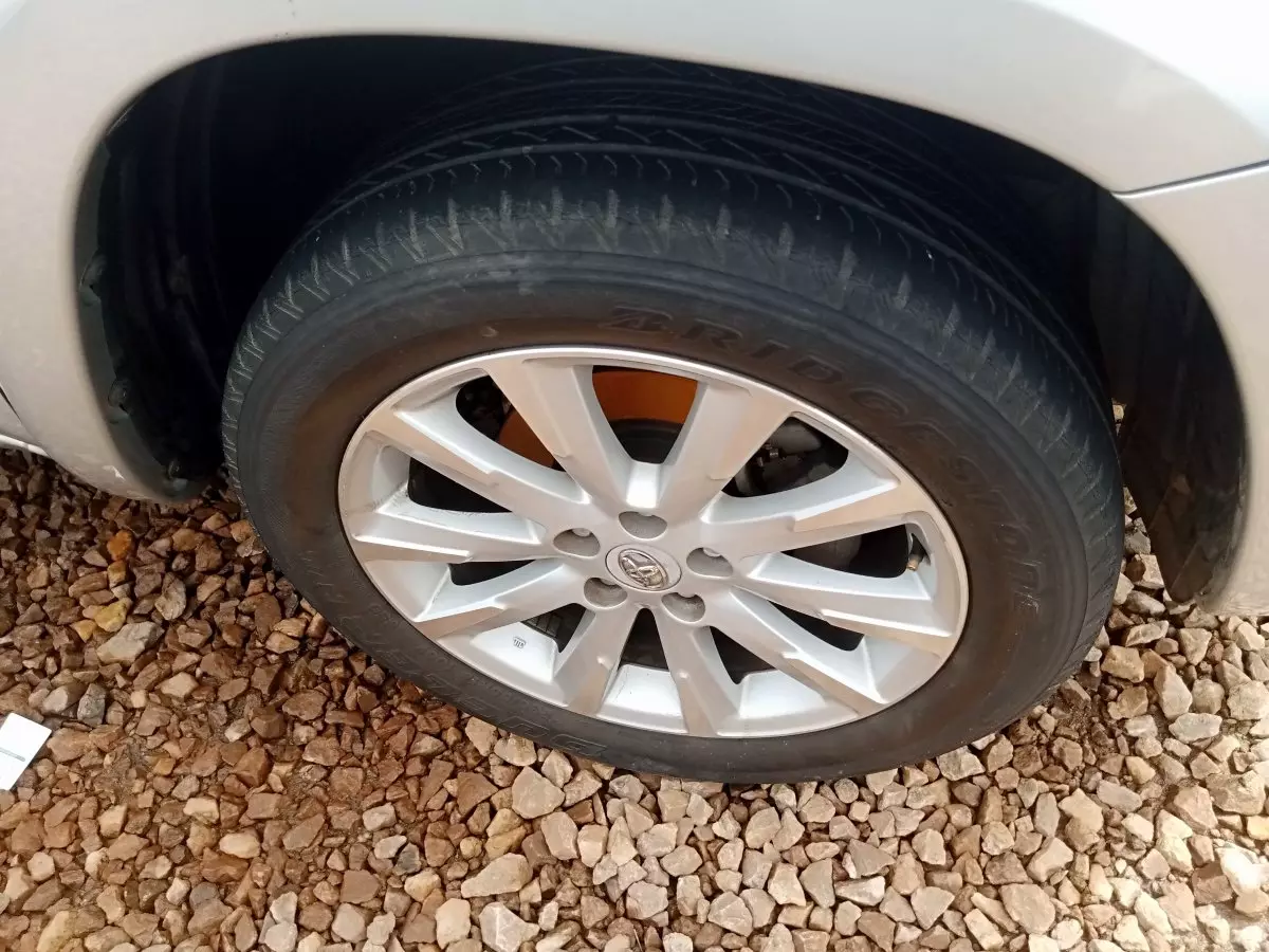 tyre2