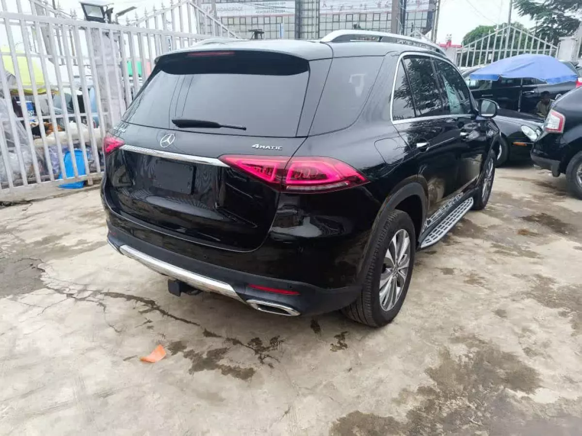 car Left Back