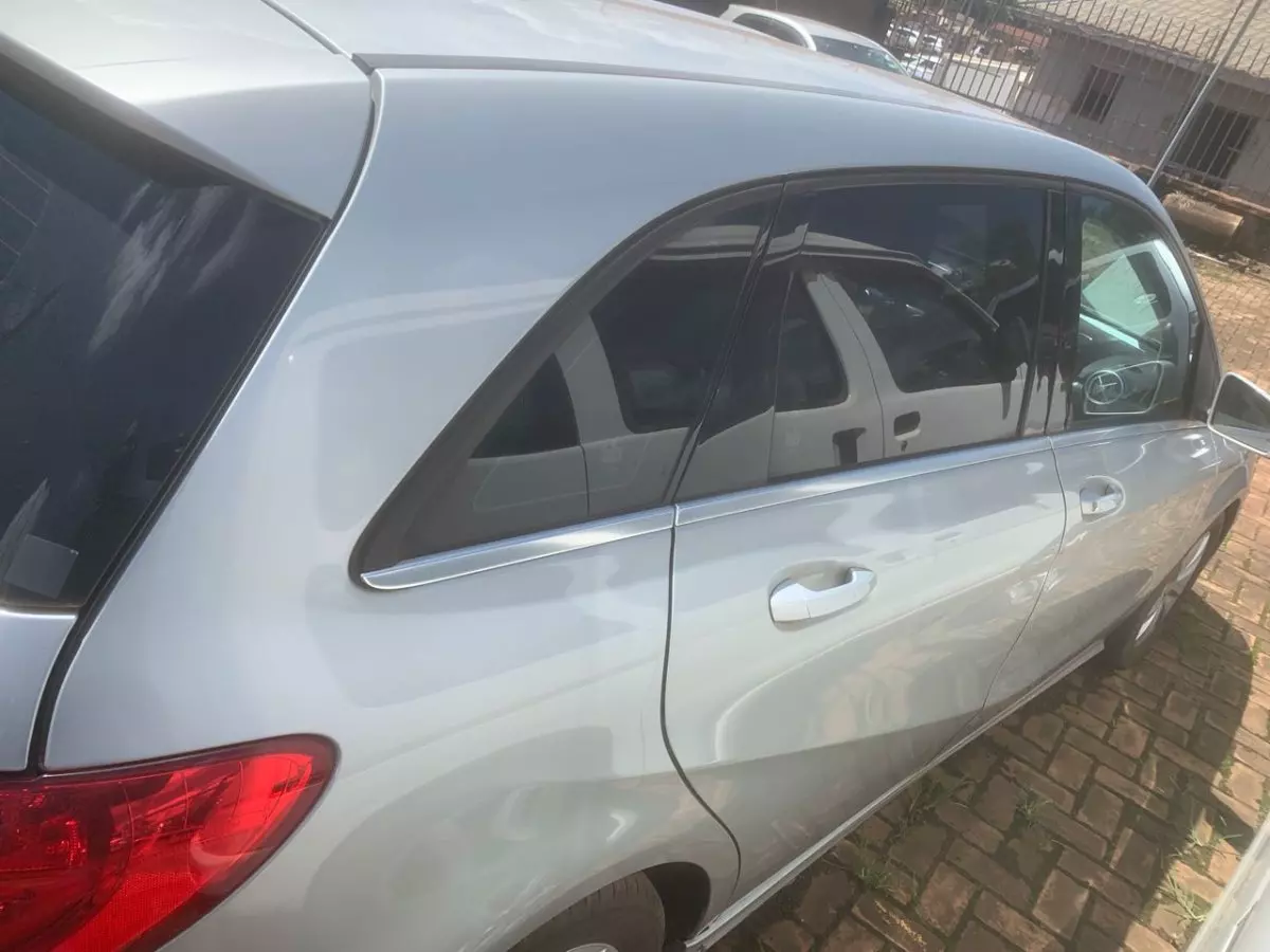 car right back