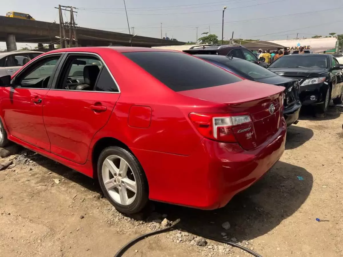 car Right Back