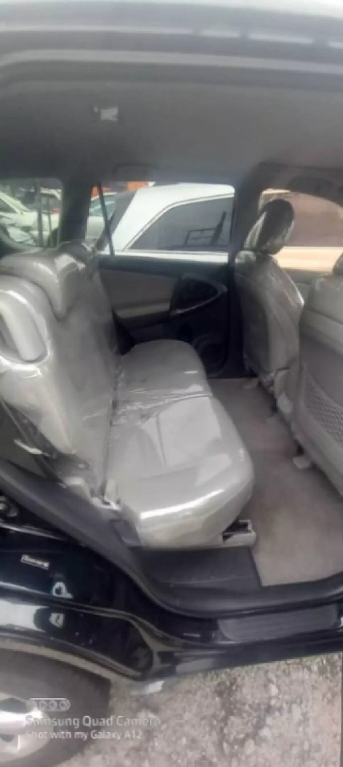interiorBack