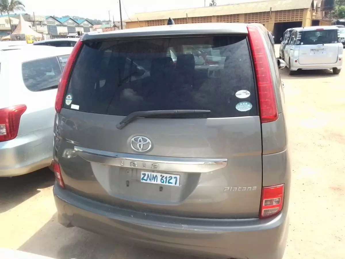 car Back