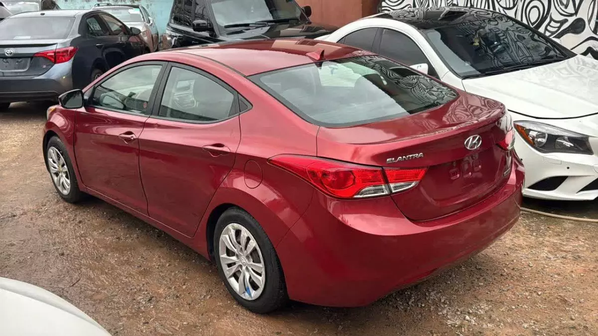 car Right Back