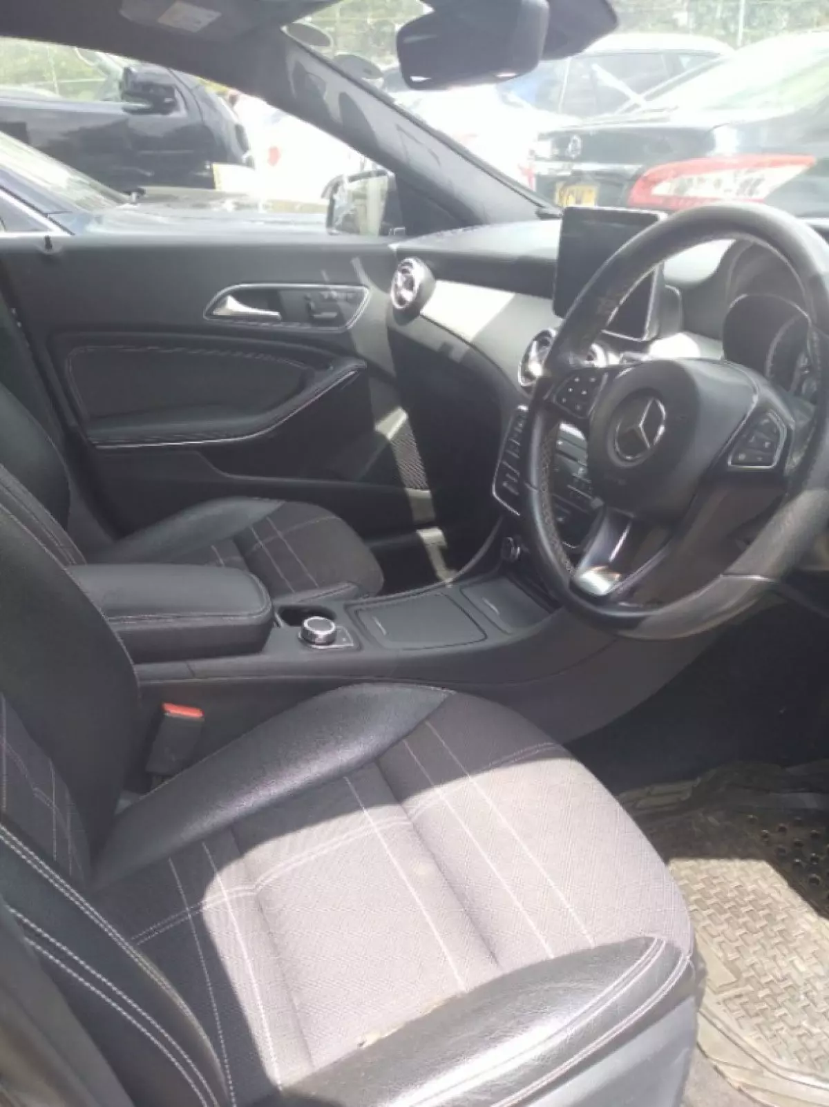 interiorFront