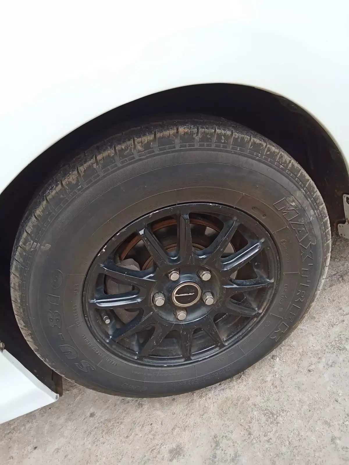 tyre2