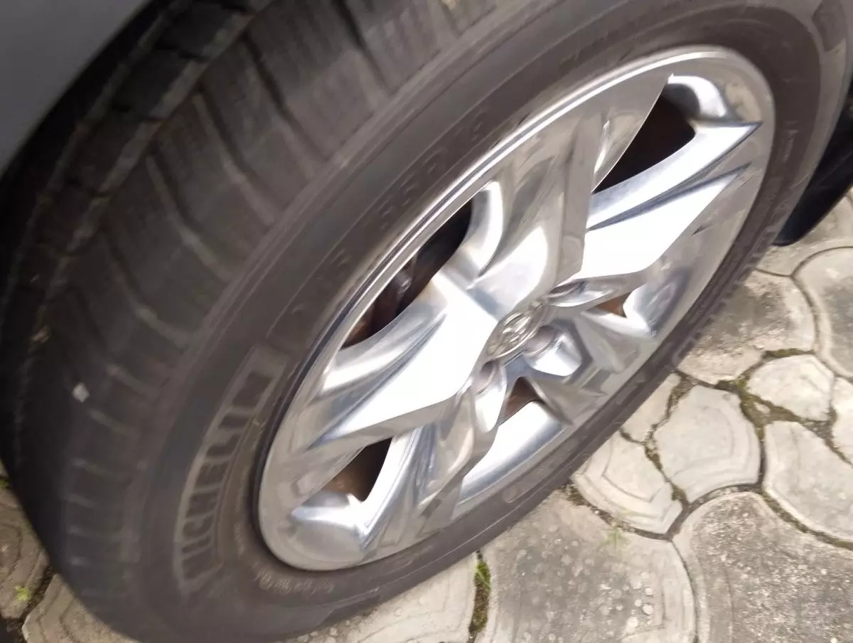 tyre0