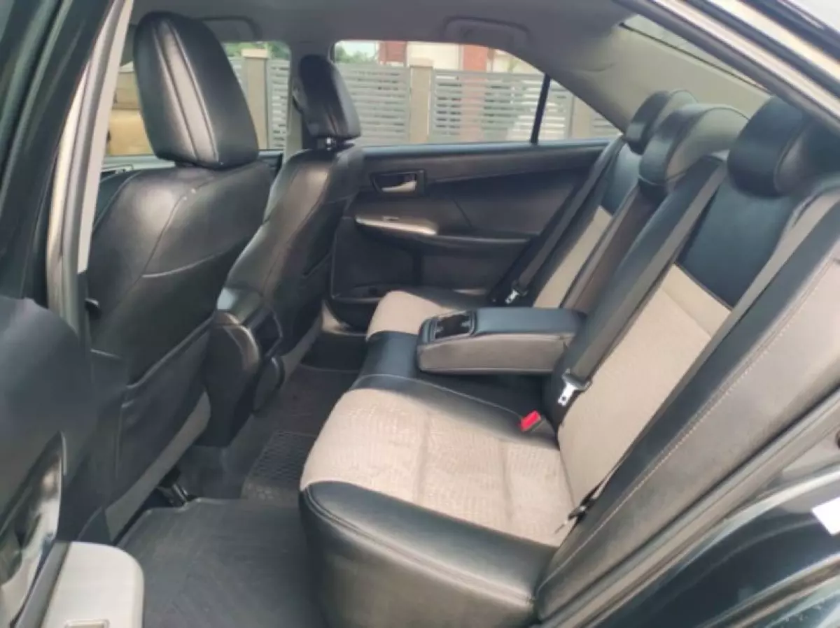 interiorBack