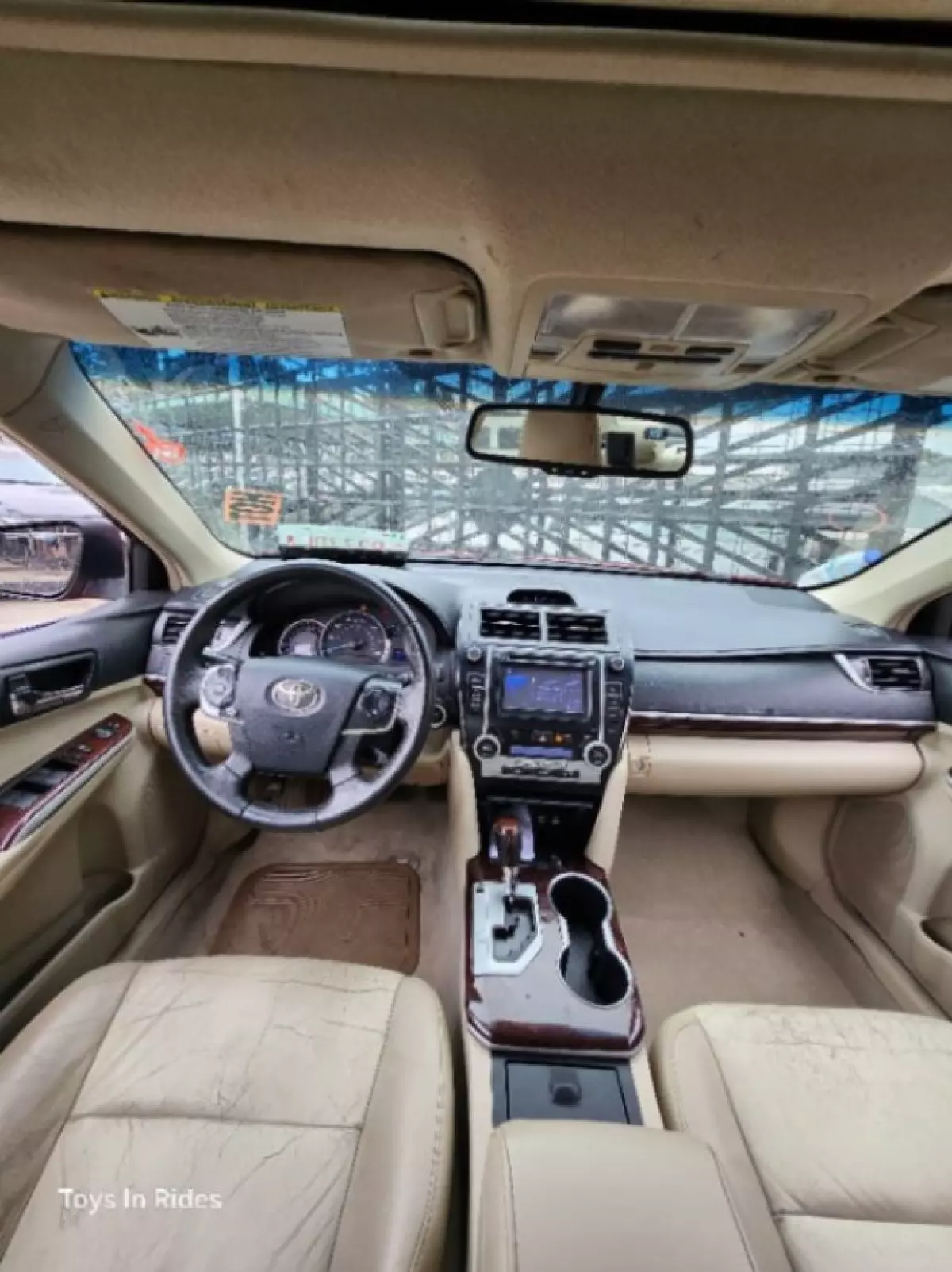 interiorBack