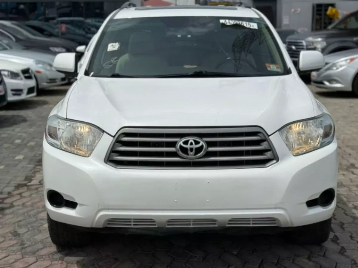 Toyota Highlander - 2010