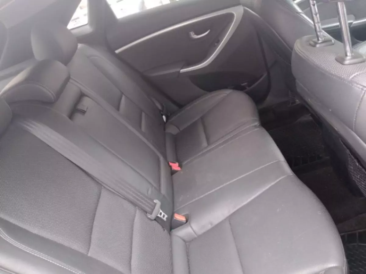 interiorBack