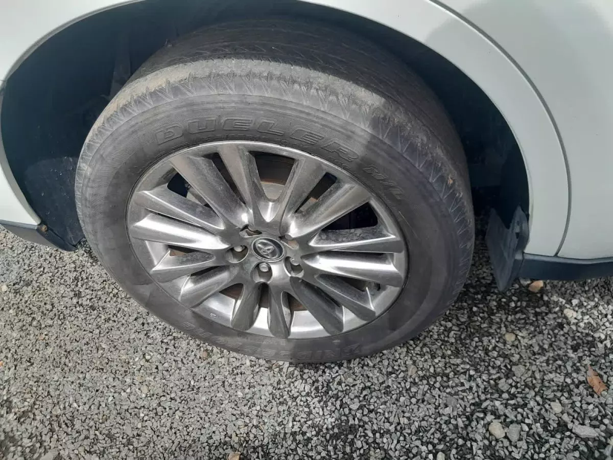 tyre2