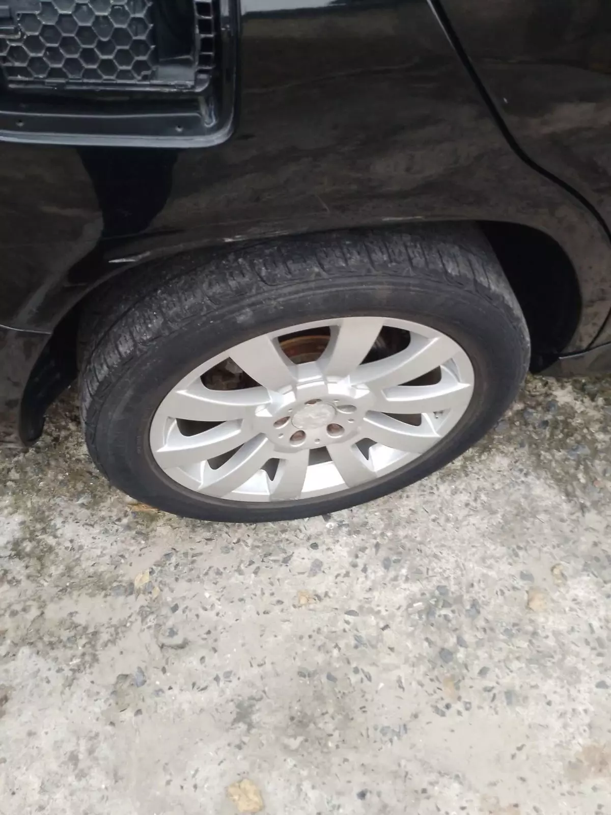 tyre2
