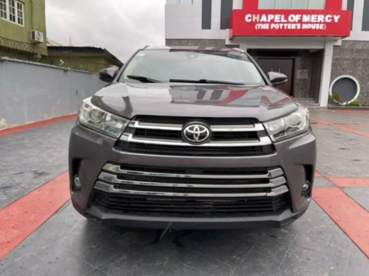 Toyota Highlander - 2015
