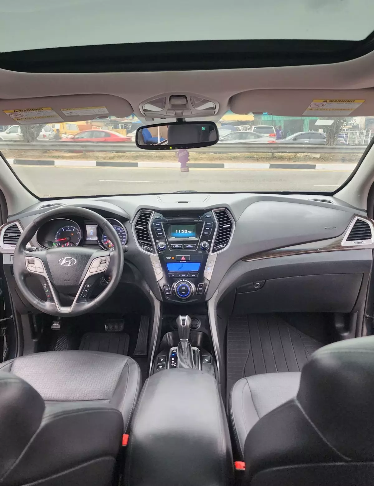 interiorFront