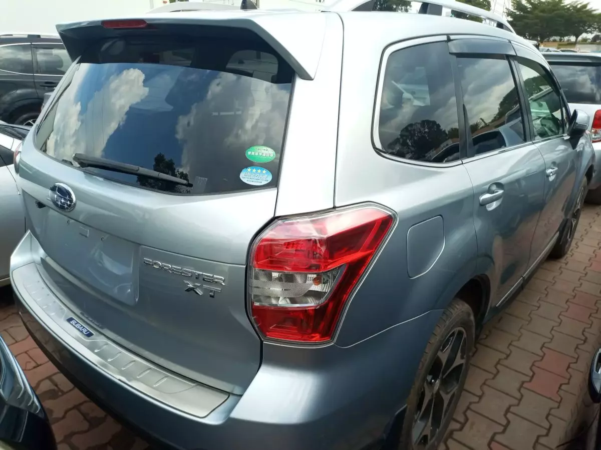 car Right Back