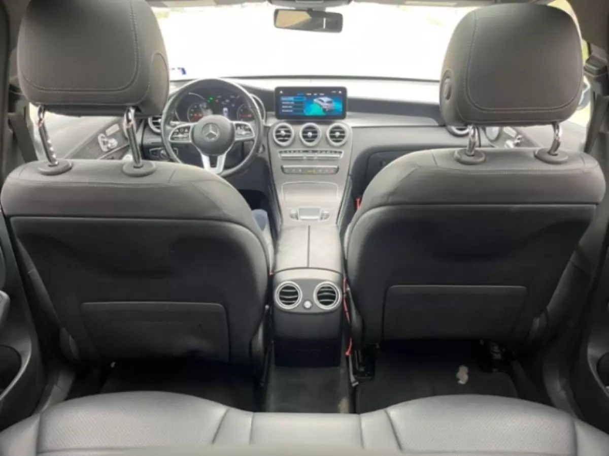interiorFront