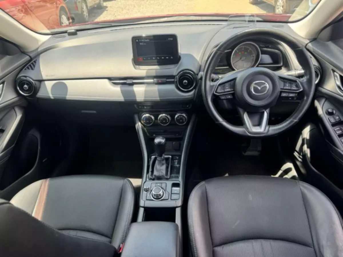 interiorFront