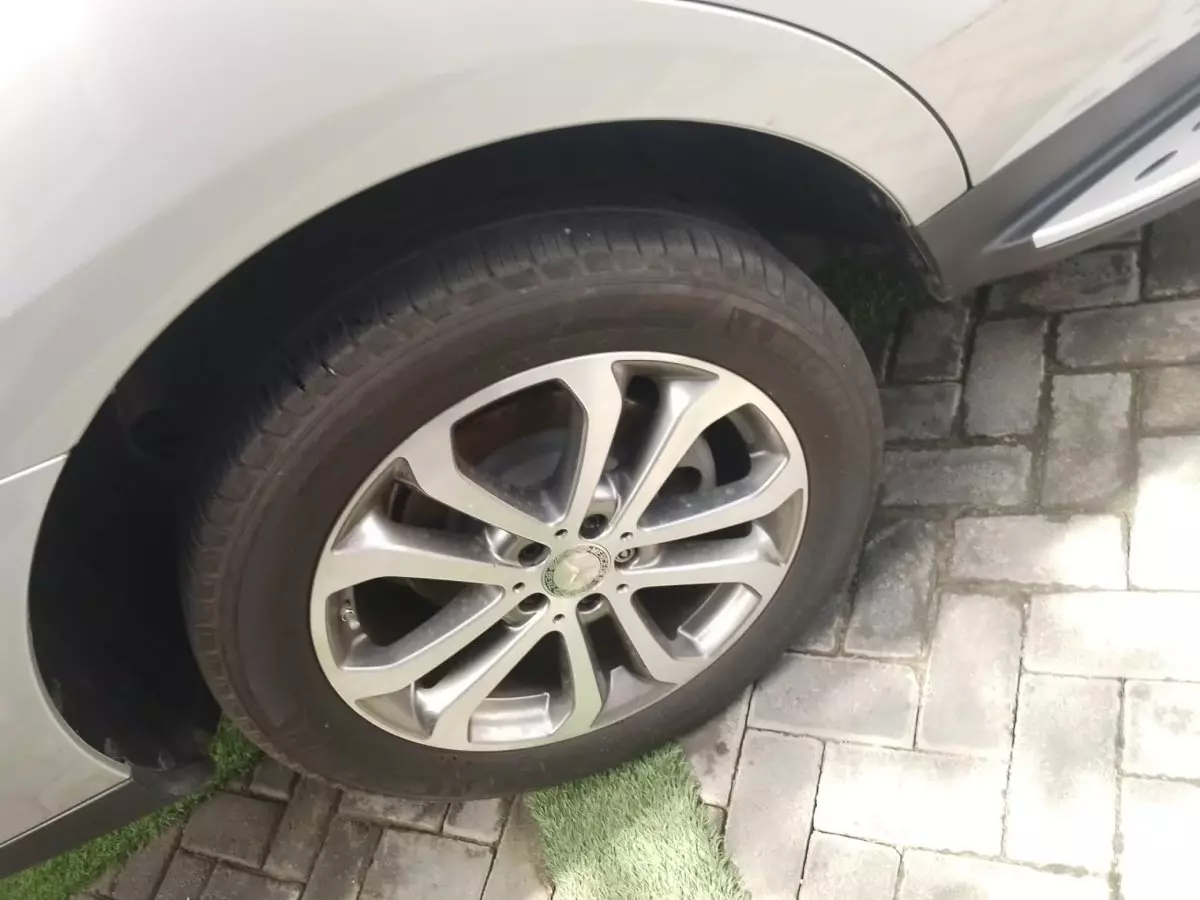 tyre3