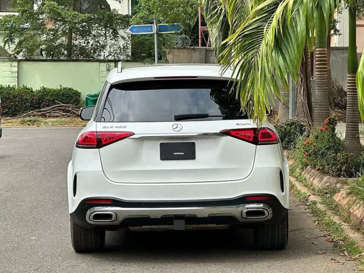 car Back