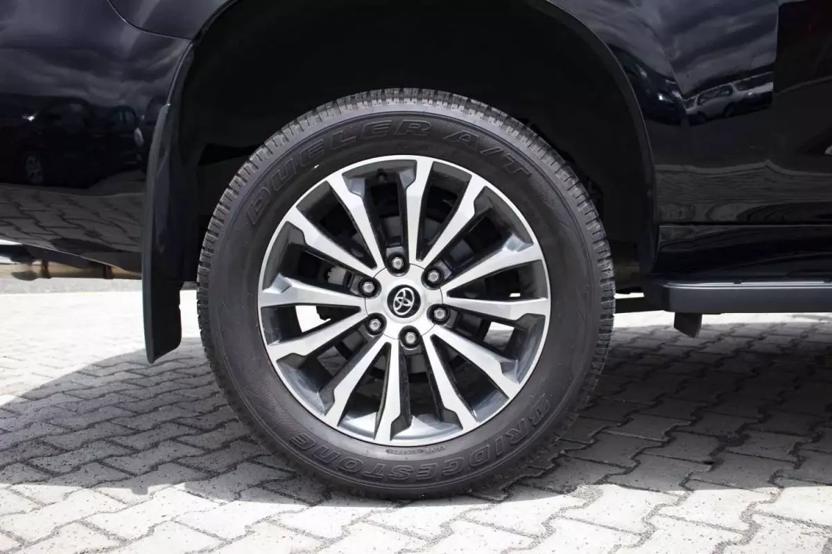 tyre2