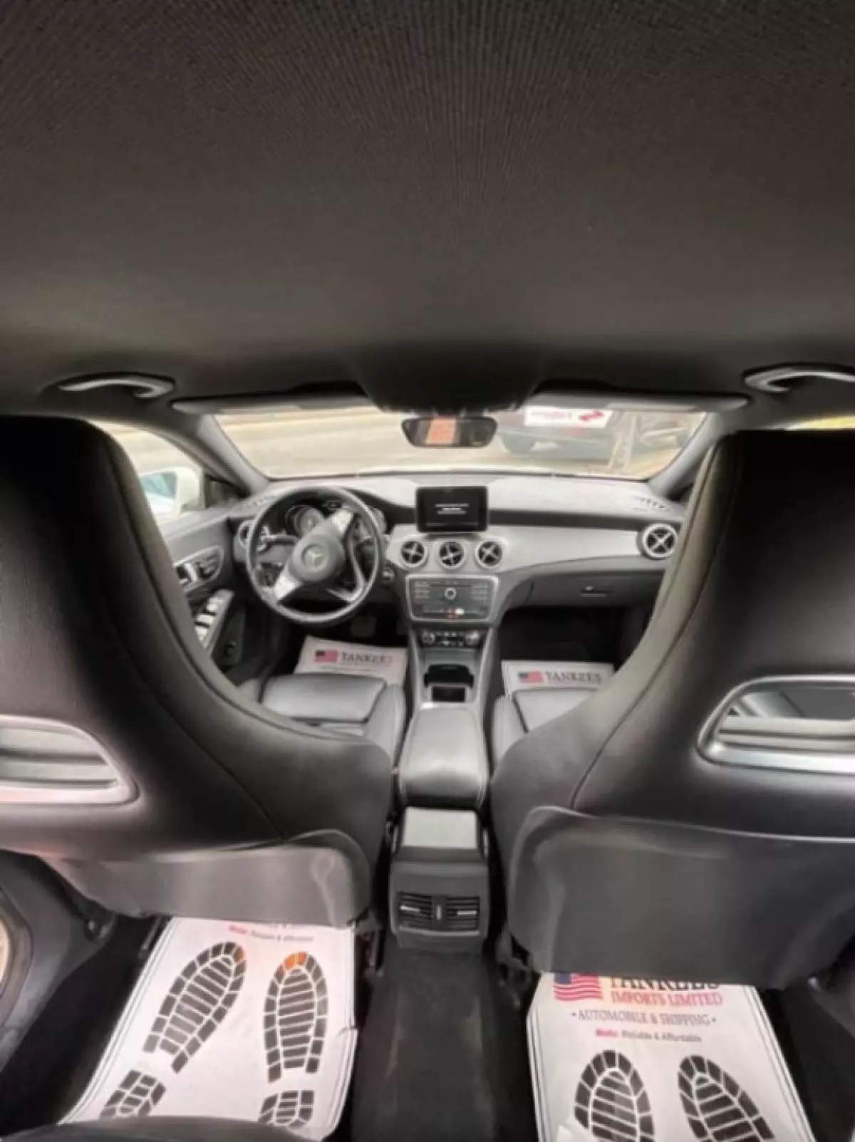 interiorFront