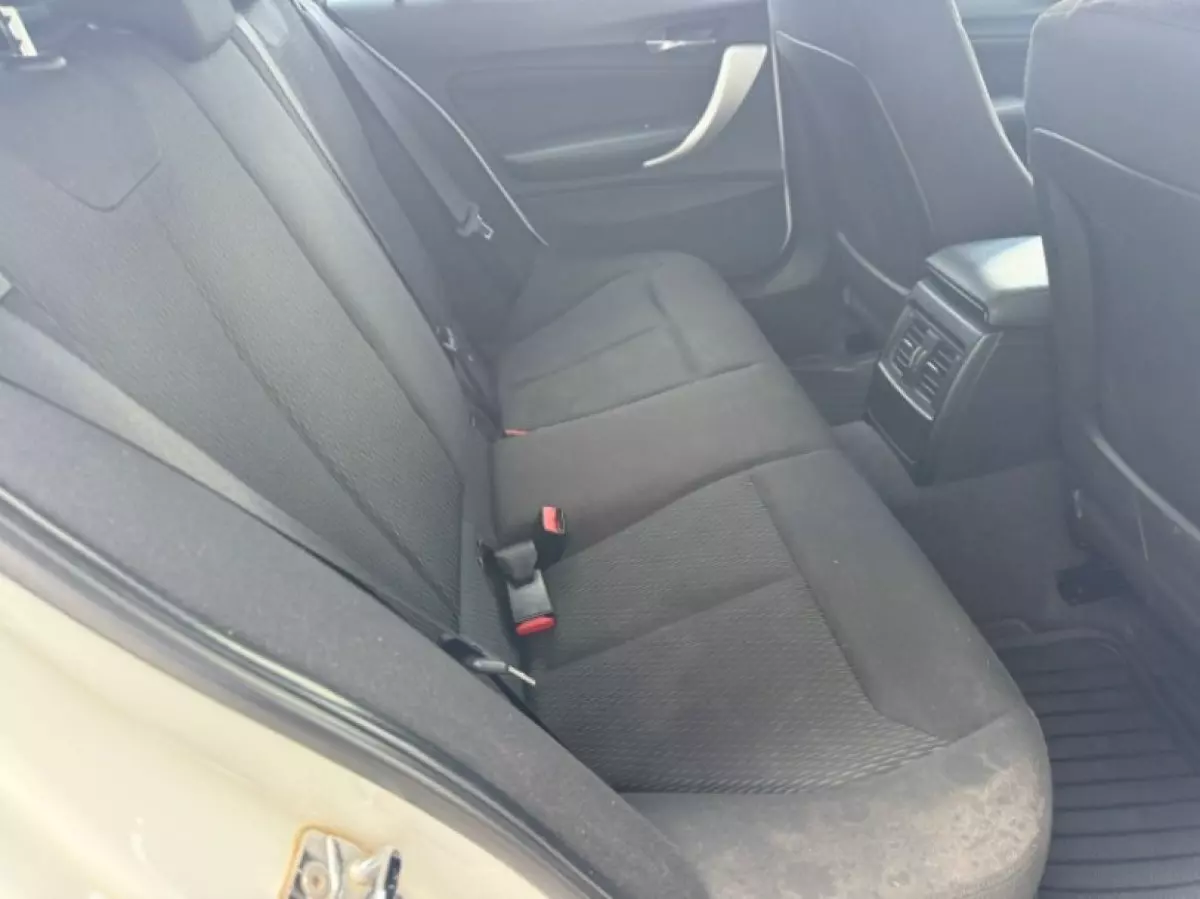 interiorBack