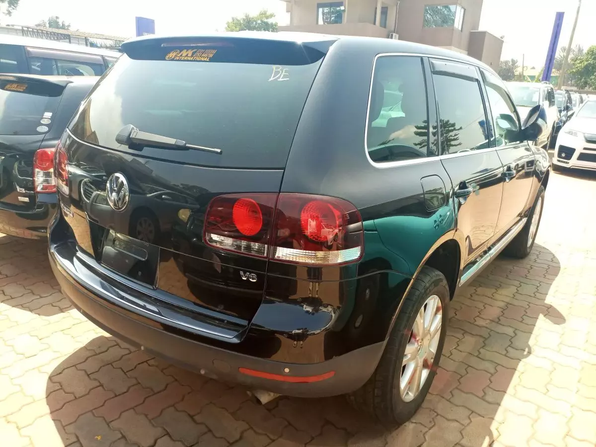 car Right Back