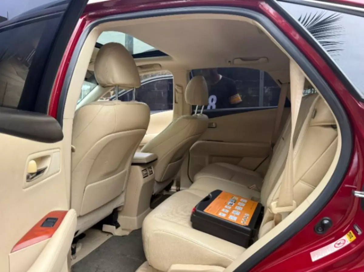 interiorBack