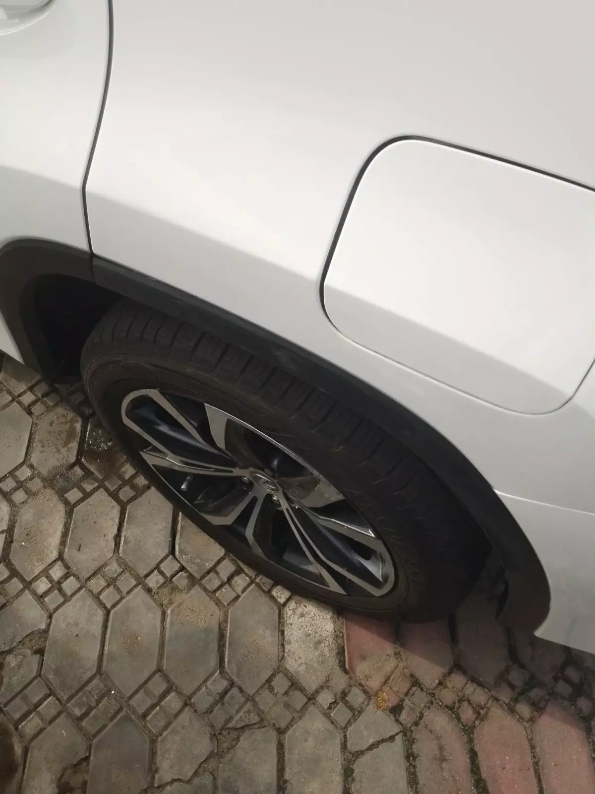tyre2