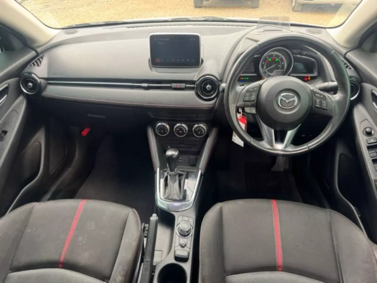interiorFront