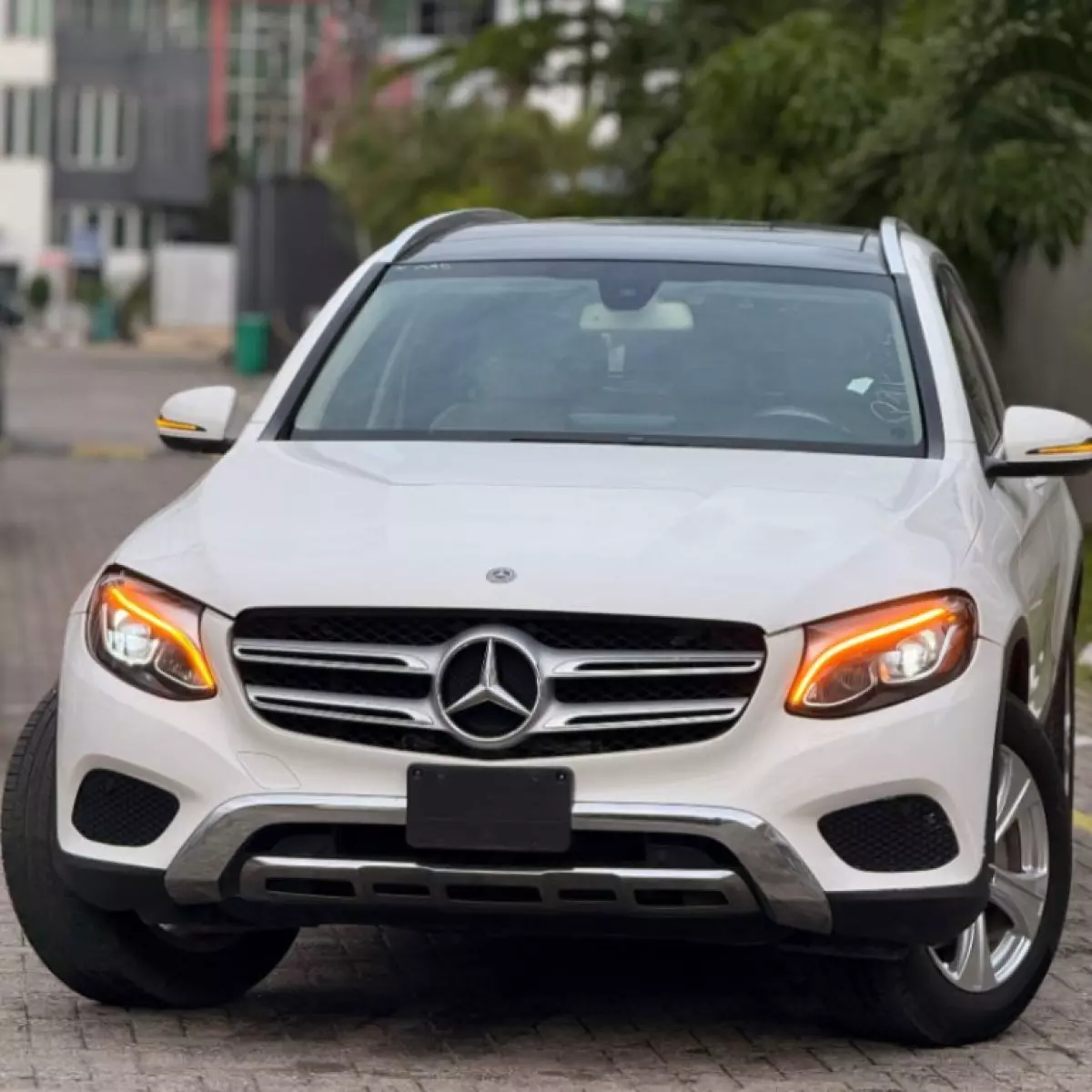 Mercedes-Benz GLC 300 - 2018