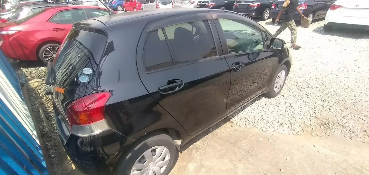 car Right Back