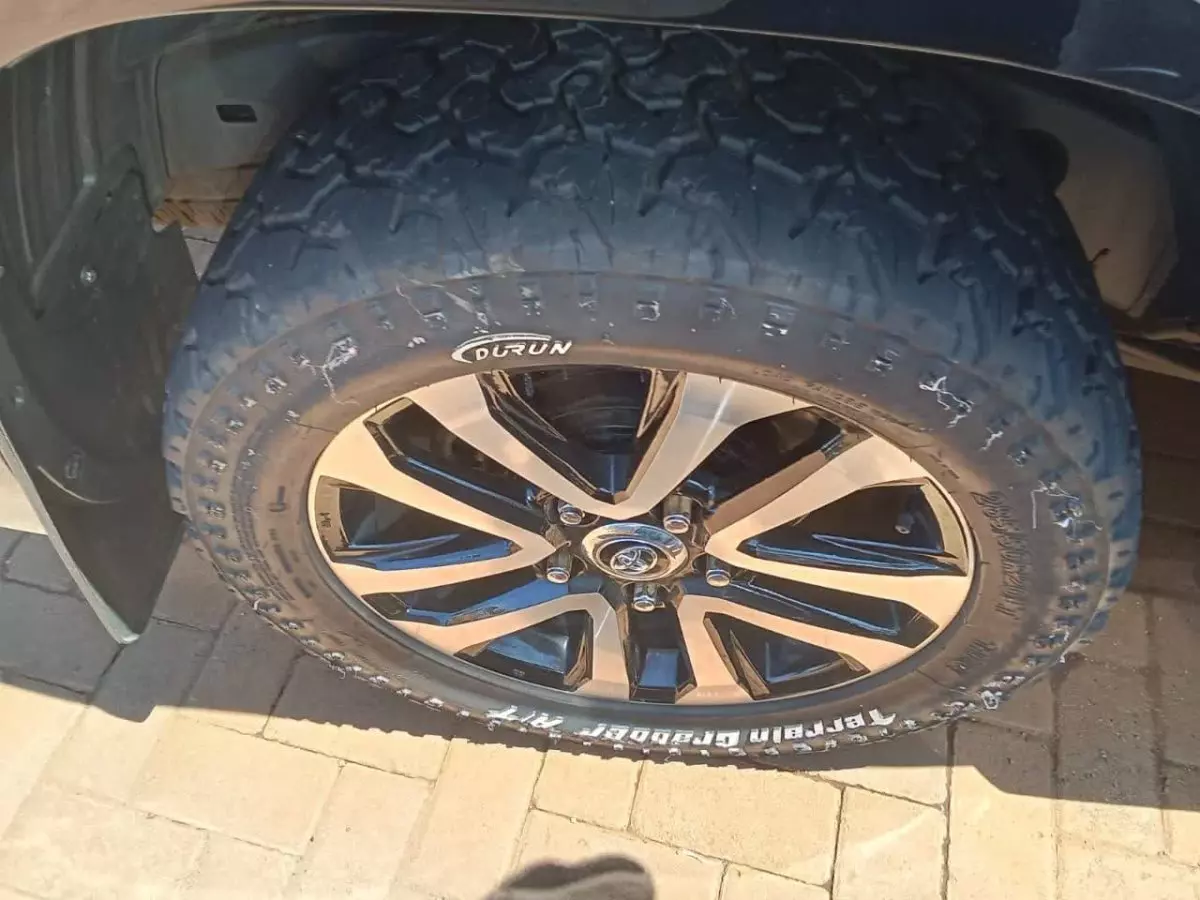 tyre1