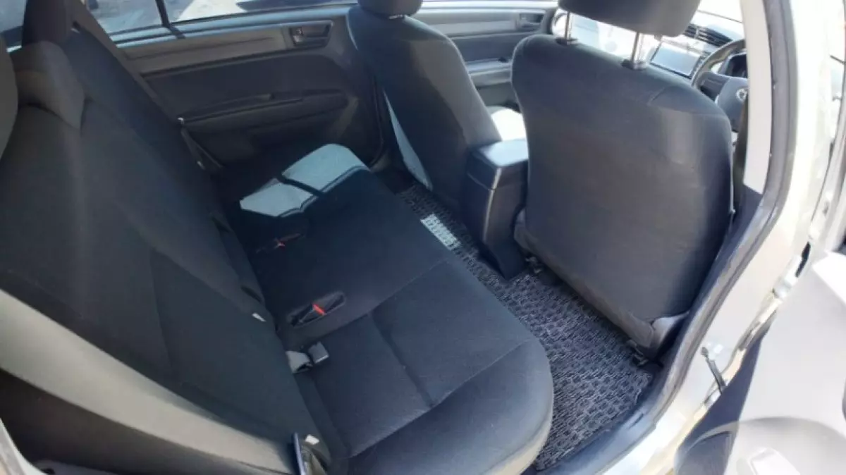 interiorFront
