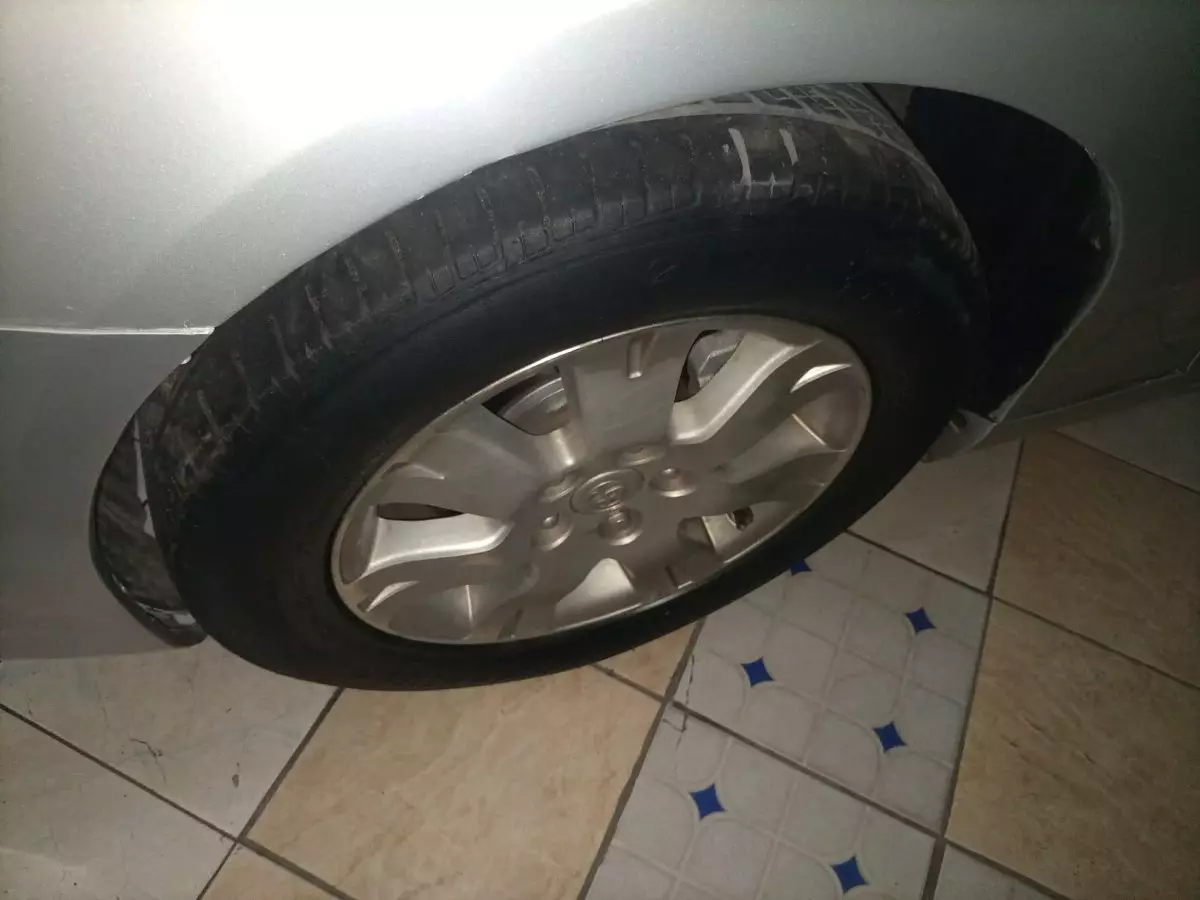 tyre1