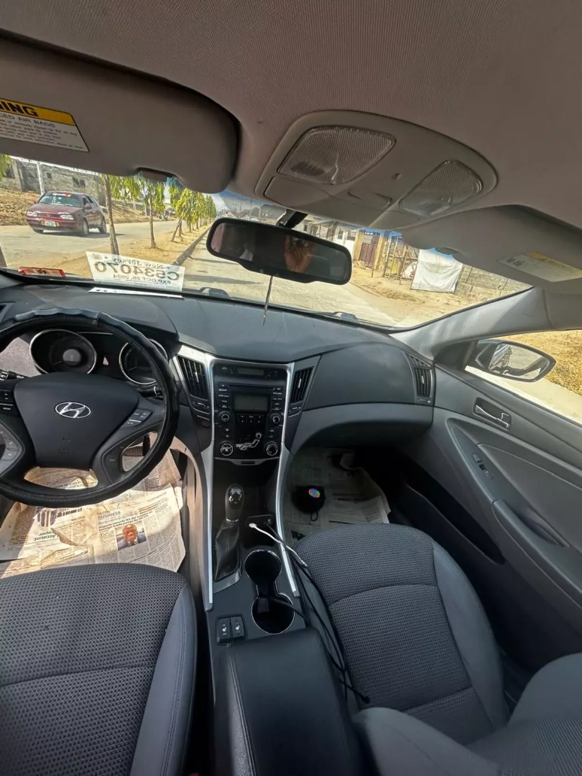 interiorFront